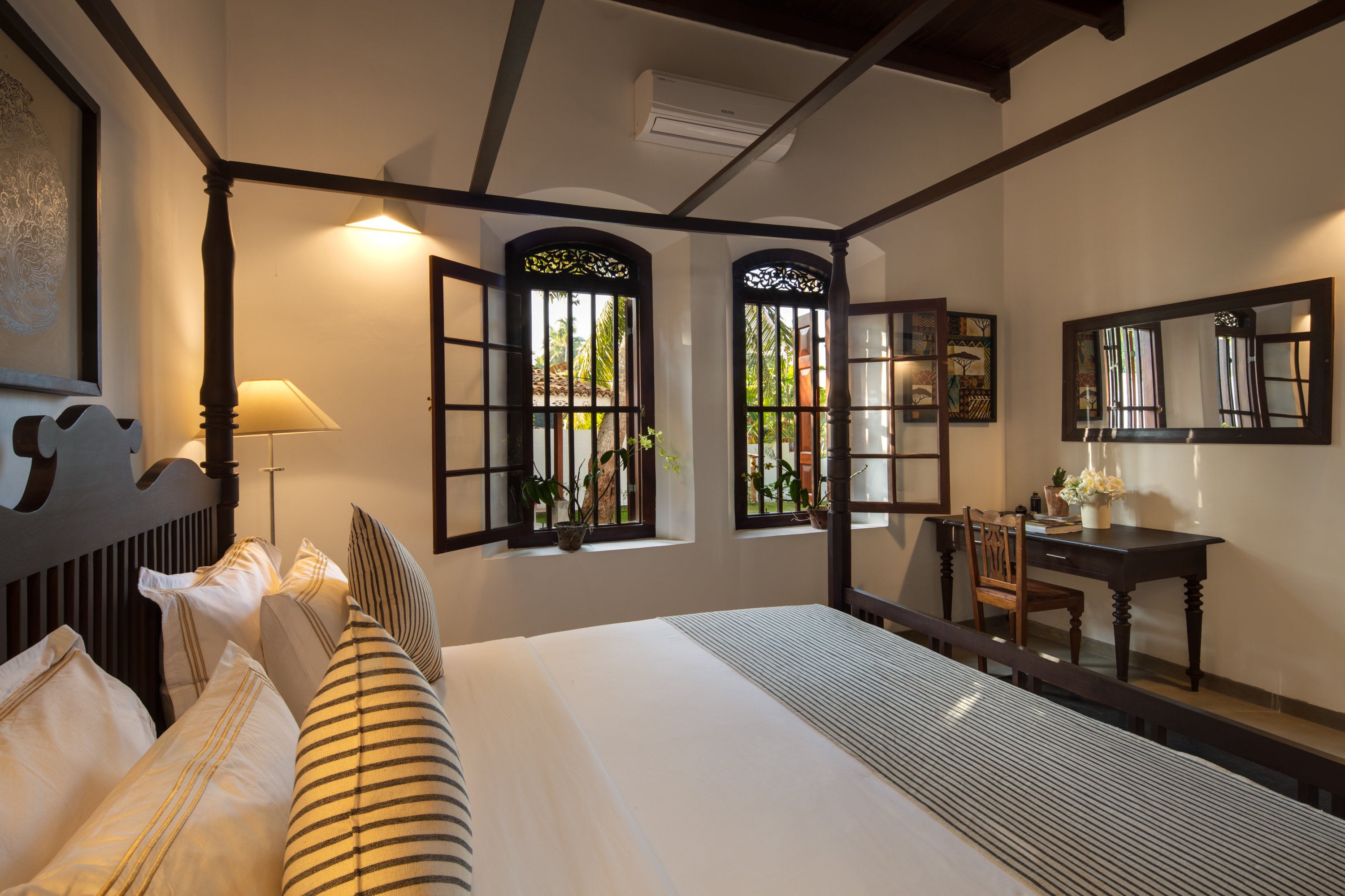 ARCHITECTURAL - RIVER HOUSE